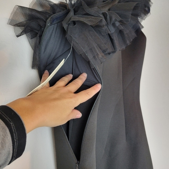 NWT Eliza J Asymmetric Ruffled Sleeveless Dress Black Size 4 - Picture 8 of 13